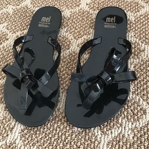 Black mel dreamed by melissa sandals-girls size 2